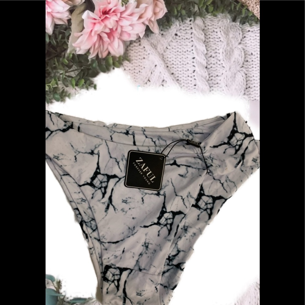 ZAFUL swim bottom.